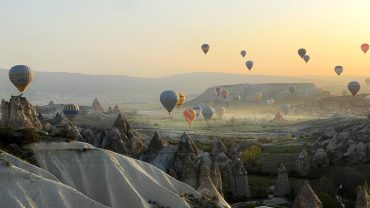 Kapadokya’da Gün Doğumu Programı Hazırlamak: Balon, Fotoğraf ve Kahvaltı için Kapadokya gezi ve tur görseli