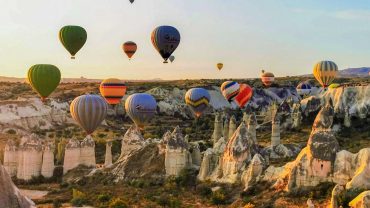 Kapadokya’da Günübirlik Gelenler İçin En Mantıklı Tur Sıralaması için Kapadokya gezi ve tur görseli